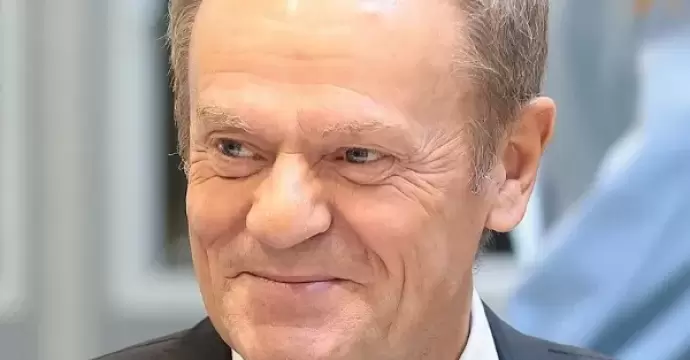 رئيس وزراء بولندا: مستعدون لوجستيا لإجلاء رعايانا من الشرق الأوسط