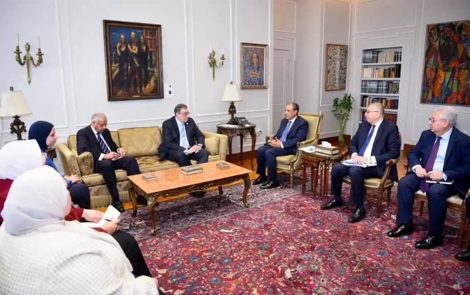 وزير الخارجية: يجب الاستثمار في العنصر البشري باعتباره الركيزة الأساسية لتحقيق التنمية المستدامة