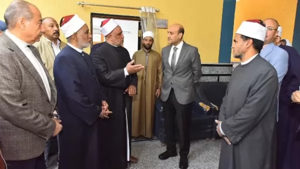 محافظ أسيوط يتفقد منطقة الوعظ ولجنة الفتوى الرئيسية