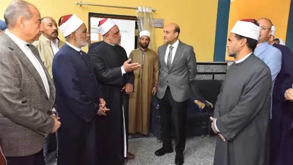 محافظ أسيوط يتفقد منطقة الوعظ ولجنة الفتوى الرئيسية
