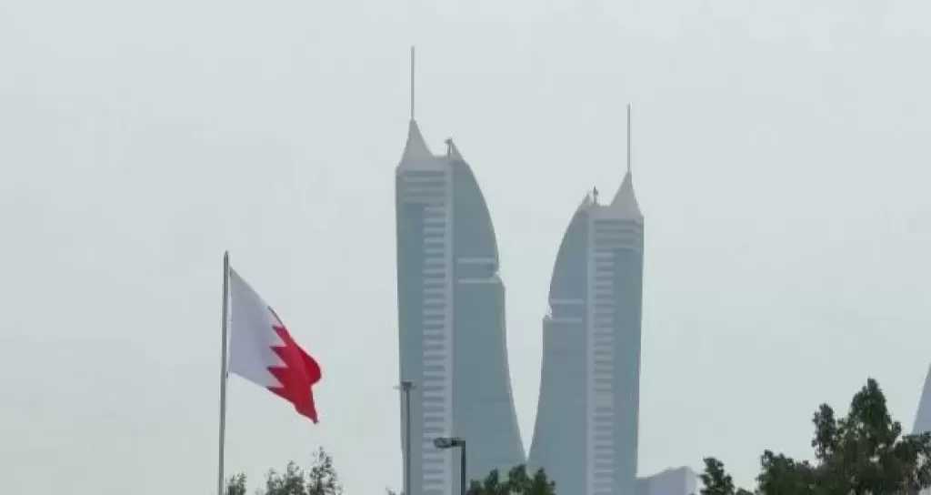 البحرين تعلن تدمير 75 صاروخا و123 طائرة مسيرة استهدفت المملكة منذ بدء الهجوم الإيراني