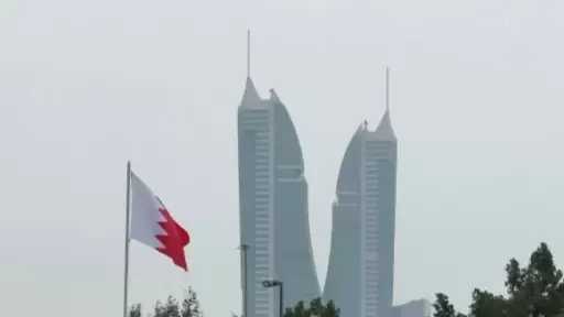 البحرين تعلن تدمير 75 صاروخا و123 طائرة مسيرة استهدفت المملكة منذ بدء الهجوم الإيراني