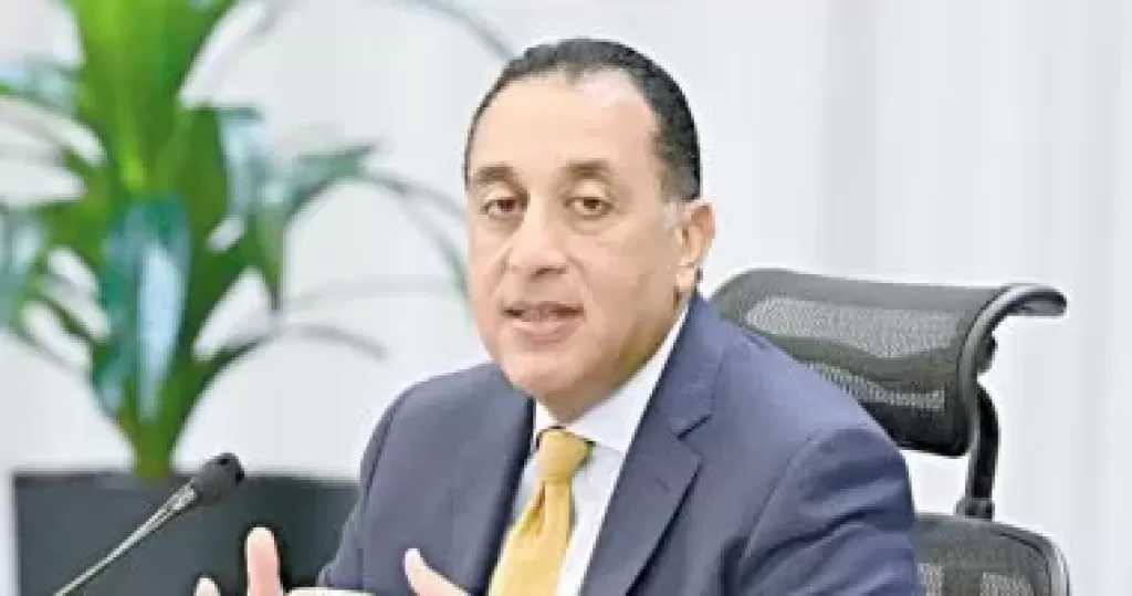 رئيس الوزراء يتابع تنفيذ عدد من المشروعات الخدمية والتنموية بالقاهرة