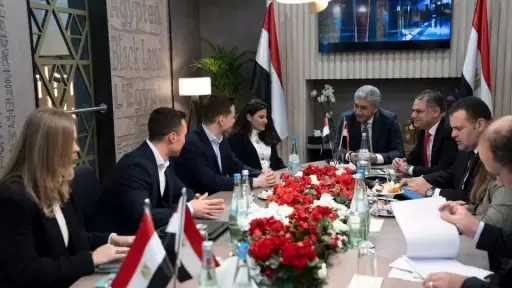 وزير السياحة والآثار يلتقي بقيادات الاتحاد الفيدرالي لصناعة السياحة الألمانية