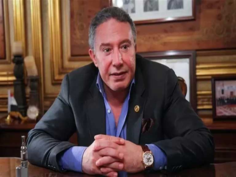 بنسبة 83.7%.. أكمل قرطام يفوز برئاسة حزب المحافظين