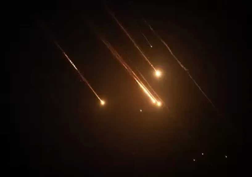 الكويت: نتصدى لهجمات معادية بالصواريخ والمسيرات