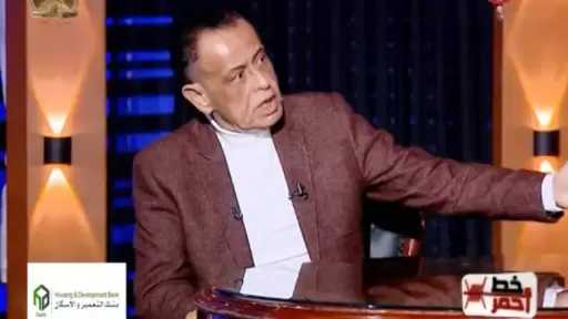 محمد غنيم يغازل إلهام شاهين وليلى علوي على الهواء: دول فاكهة الفن المصري