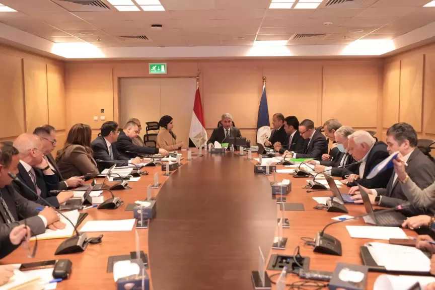 وزير السياحة والآثار يترأس اجتماع مجلس إدارة المجلس الأعلى للآثار
