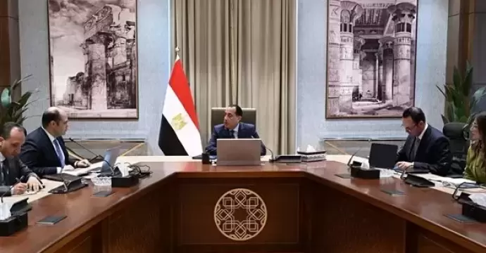 رئيس الوزراء: إحالة محتكري السلع والمتلاعبين بالأسعار للنيابة العسكرية