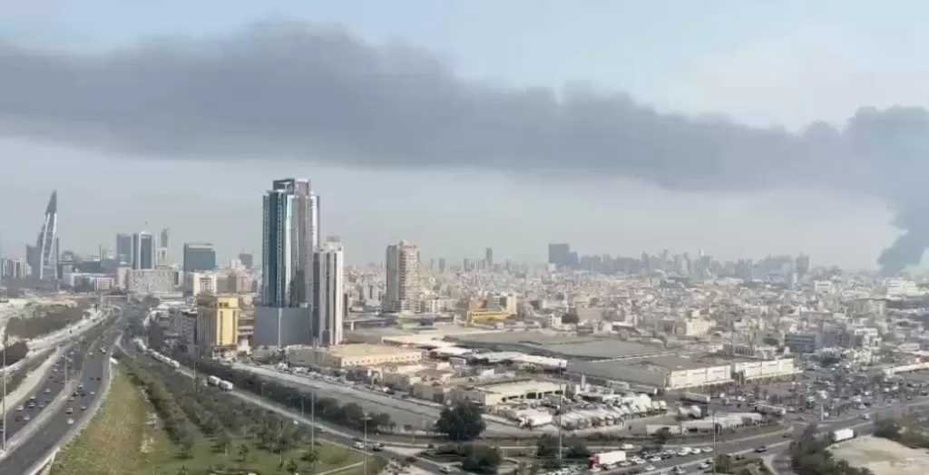 البحرين تعلن اعتراض وتدمير 102 صاروخ و171 مسيرة إيرانية