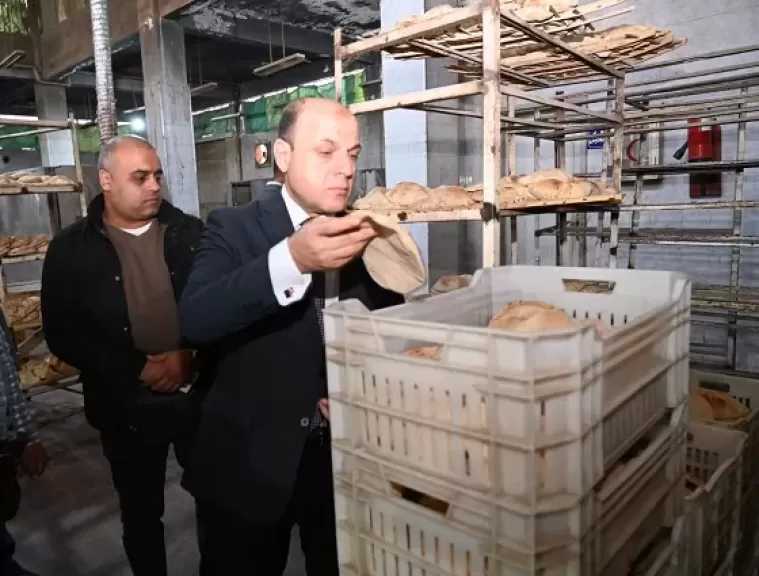 محافظ الغربية يتفقد مجمع مخابز وحدة الصيانة والتدريب