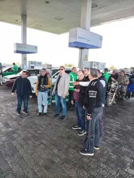 البحيرة.. حملات مكثفة بكفر الدوار لمتابعة التزام محطات الوقود بالأسعار الجديدة