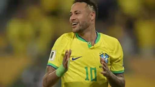 عودة نيمار ووجه جديد في قائمة البرازيل الأولية لمواجهتي فرنسا وكرواتيا