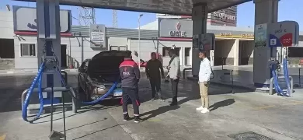 خط أحمر