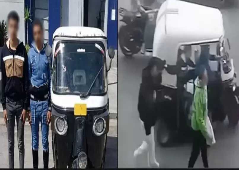 سقوط شخصين بالإسكندرية حاولا سرقة هاتف سيدة باستخدام ”توك توك”