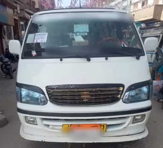 محافظ قنا يستجيب لشكوى مواطن ويغرم سائقًا خالف تعريفة الركوب