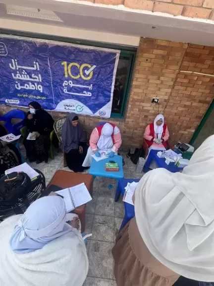 فحص 359 مواطنا بالمبادرات الرئاسية وتحويل 34 حالة للعلاج على نفقة الدولة بالبحيرة