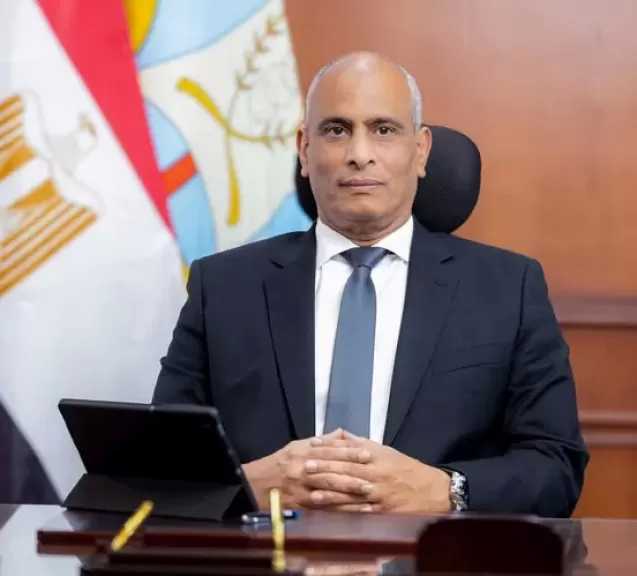 حملات مكثفة بكفر الشيخ لضبط تعريفة الأجرة.. ومشادات بين السائقين والأهالي