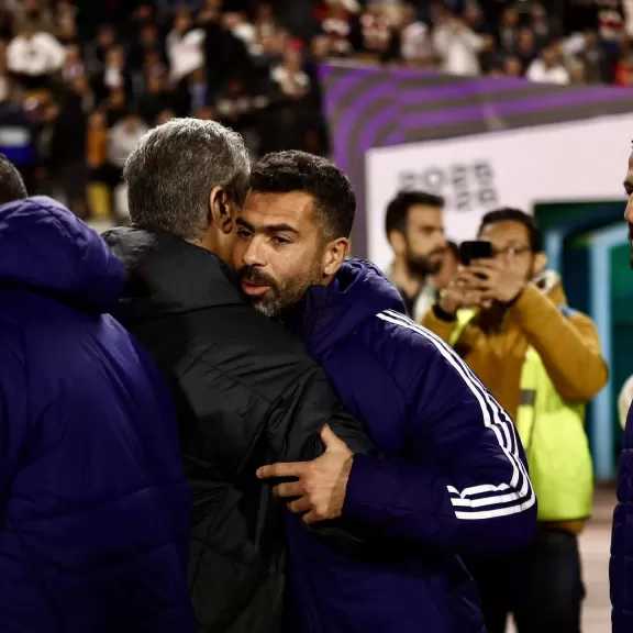 أحمد فتحي: الشريعي رفع الضغوط عن لاعبي إنبي وحفزهم بمكافآت للفوز على الزمالك