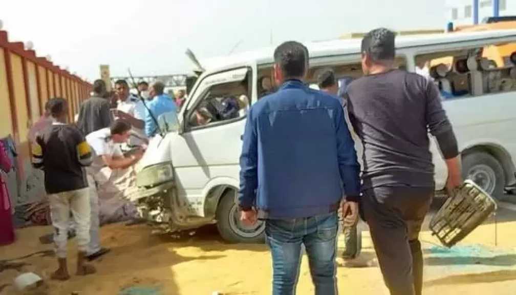 مصرع طالبة وإصابة 5 إثر حادث تصادم سيارتين في كفر الدوار