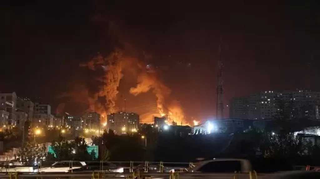 إيران تطلق موجة جديدة من الصواريخ على إسرائيل وقصف إسرائيلي عنيف على طهران