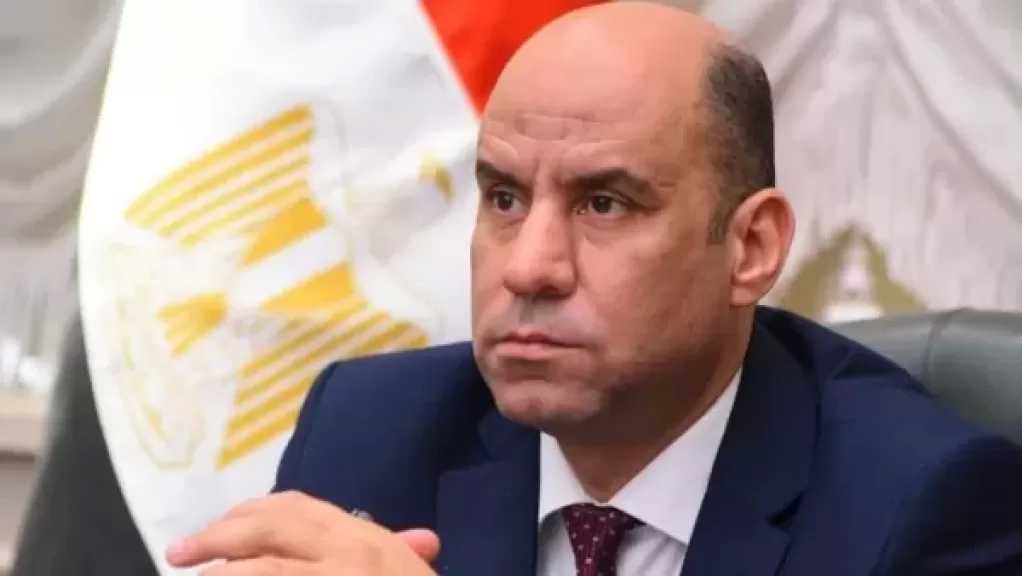 العمل: 5 أيام مدفوعة الأجر للقطاع الخاص بمناسبة عيد الفطر