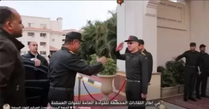 الفريق أشرف سالم زاهر يتفقد هيئة الاستخبارات العسكرية