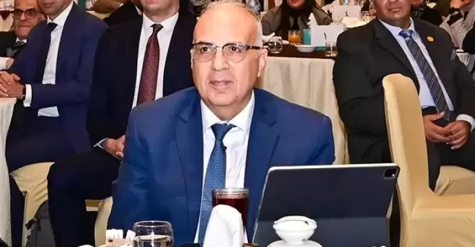 وزير الري يشهد مراسم اتفاقية “كرسى اليونسكو لإدارة وحوكمة المياه العابرة للحدود”