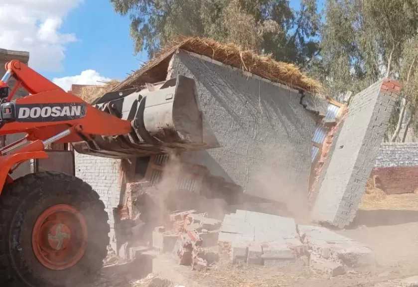 إزالة تعديات على أملاك الدولة والأراضي الزراعية في البحيرة