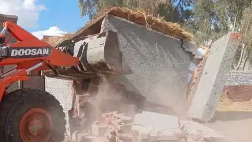 إزالة تعديات على أملاك الدولة والأراضي الزراعية في البحيرة