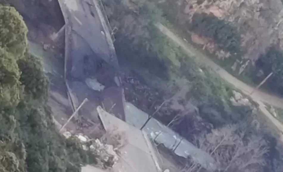 جيش الاحتلال يستهدف جسر الزرارية فوق نهر الليطاني في لبنان