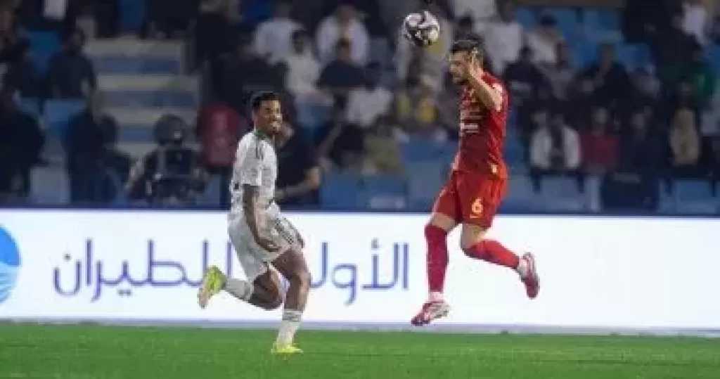 القادسية يسقط الأهلي بريمونتادا مثيرة في الدوري السعودي