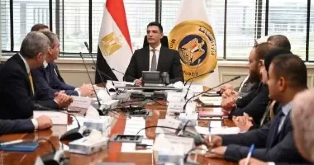 وزير الصناعة: إنشاء أول مصنع لإنتاج سيانيد الصوديوم فى مصر والشرق الأوسط