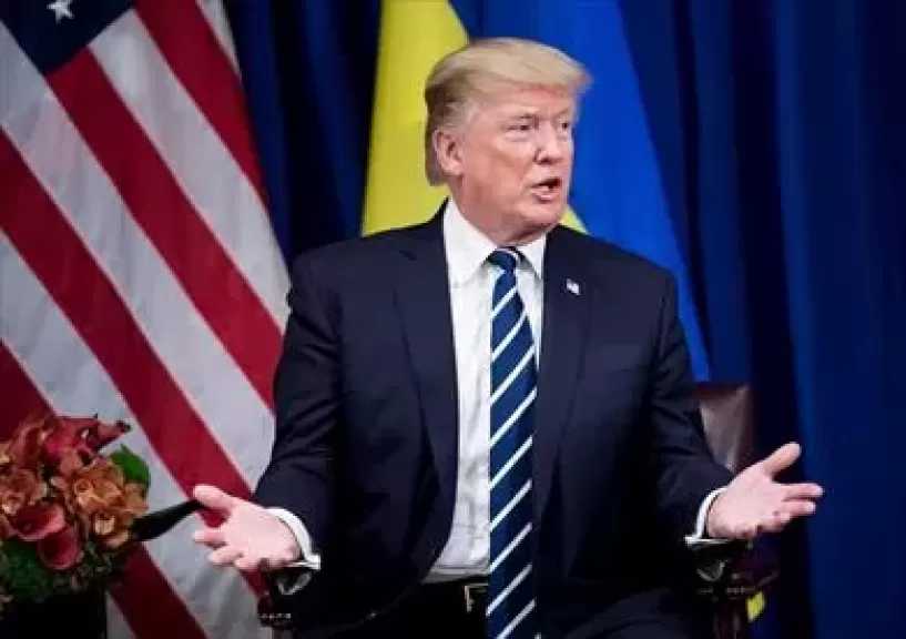 ترامب: دمرنا أهدافا عسكرية في جزيرة خارك.. وأوجه هذا التحذير إلى إيران