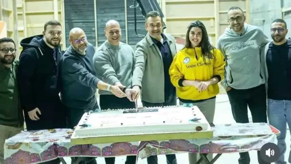 كريم عبد العزيز يبدأ تصوير فيلم ”مطلوب عائليا”