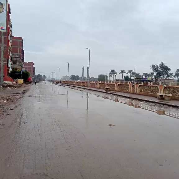 أمطار خفيفة ومتوسطة بكفرالشيخ مع استمرار حركة الملاحة والصيد بالمحافظة