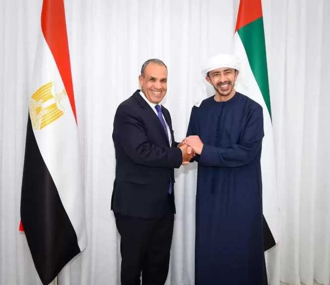 وزير الخارجية يزور الإمارات الشقيقة ويعقد جلسة مباحثات مع نظيره الإماراتي