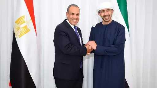 وزير الخارجية يزور الإمارات الشقيقة ويعقد جلسة مباحثات مع نظيره الإماراتي