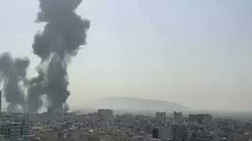 جيش الاحتلال يزعم تدمير طائرة كان يستخدمها خامنئي في مطار مهر أباد بطهران