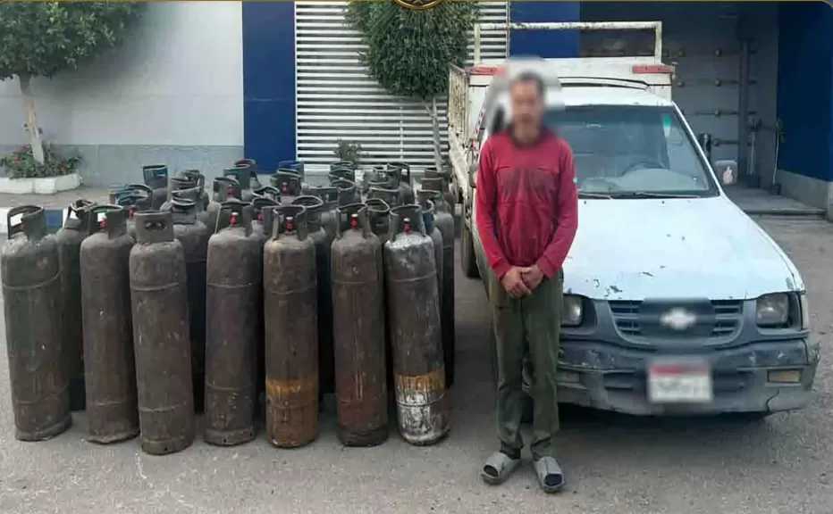 ضبط سائق بحوزته 38 أسطوانة غاز تمهيدا لبيعها بأسعار مخالفة في الدقهلية
