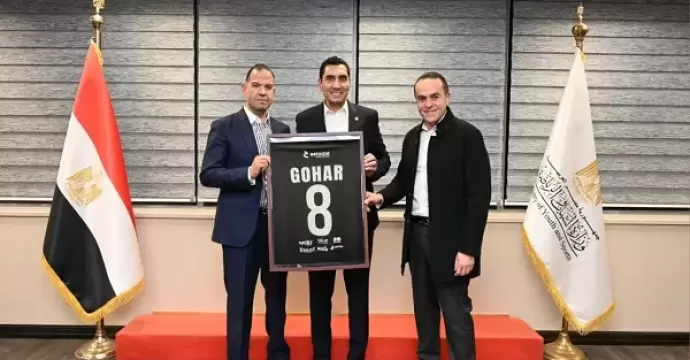 وزارة الشباب والرياضة وشركة استادات تبحثان سبل تعزيز التعاون المشترك