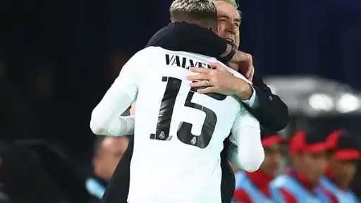 أنشيلوتي: من المؤسف ألا يمتلك فالفيردي جواز سفر برازيلي