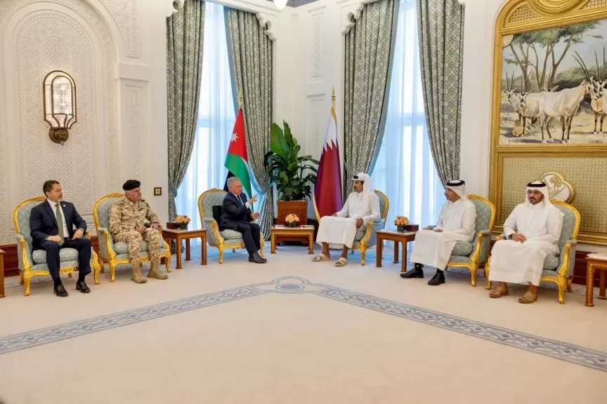 ملك الأردن وأمير قطر يدعوان إلى وقف فوري للهجمات الإيرانية