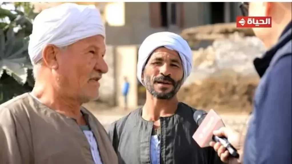 سيارة المفاجآت تصل للغيط .. والفرحة على وجوه الفلاحين