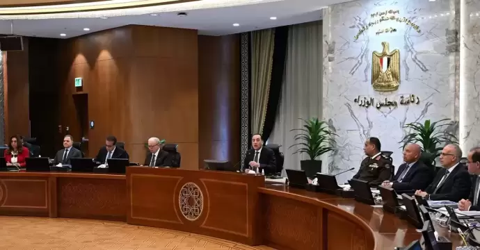 رئيس الوزراء: لن نلجأ لإجراءات عنيفة ونتحرك تدريجيا في هذا الملف