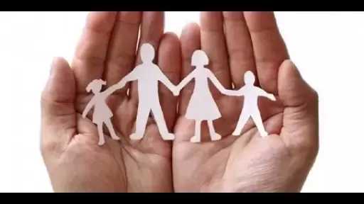 «اكتئاب العيد» .. خبير نفسي يوضح أسباب وكيفية الوقاية