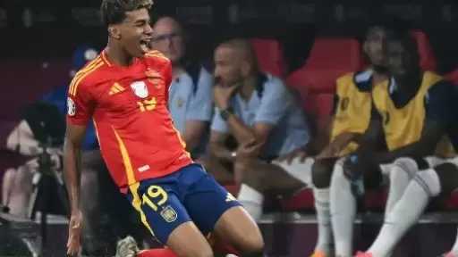 إسبانيا تعلن قائمتها لمواجهة مصر وصربيا وديا