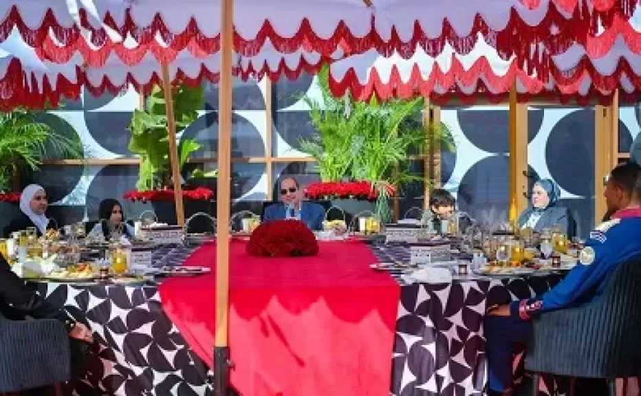 السيسي: في 2011 قلت الإخوان هيمسكوا مصر وبعدين هيمشوا لأن المصريين لا يقبلون الوصاية