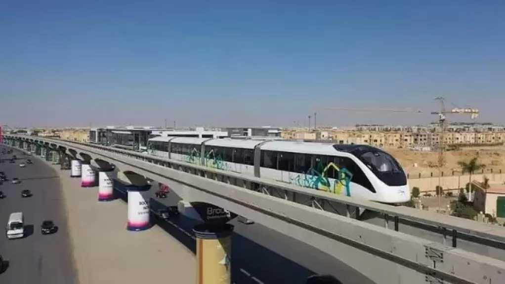 أسرع وأكثر أمانا.. ”النقل” تكشف مزايا المونوريل في فك الاختناقات المرورية