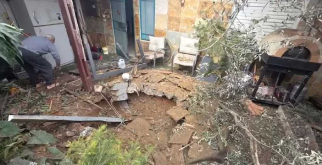 صواريخ إيرانية تضرب تل أبيب وأضرار واسعة في ريشون لتسيون